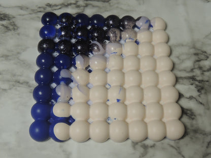 Bubble trivet